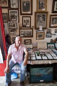 Ο ιδρυτής του μουσείου φωνογράφου στη Λευκάδα, Τάκης Κατωπόδης
