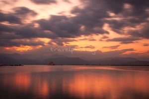Ναύπλιο-Μπούρτζι-ηλιοβασίλεμα