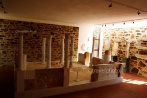 Ναός Δημητρας μουσείο Νάξος Νάξος ()