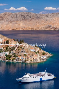 Arrivée du bateau au port de Symi
