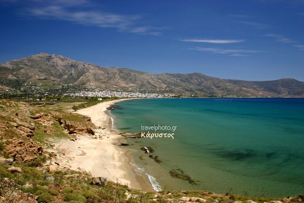 Strand in Karystos en Ochi