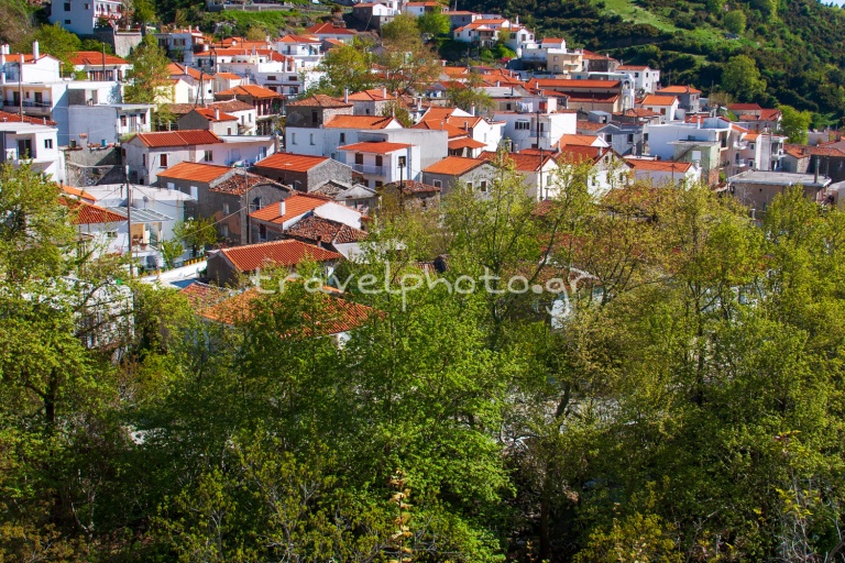 Steni-Evias-kentriki-Evia-dimos-Dirfys-Messapia-07