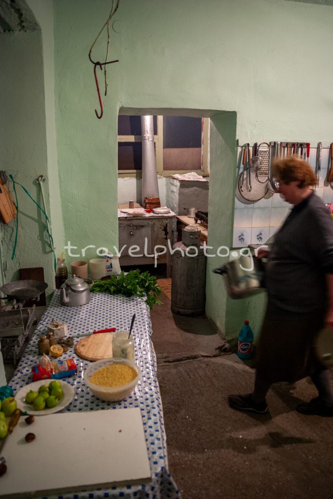 Πολύδροσο Τζιτζινα ταβέρνα Πάρνωνας