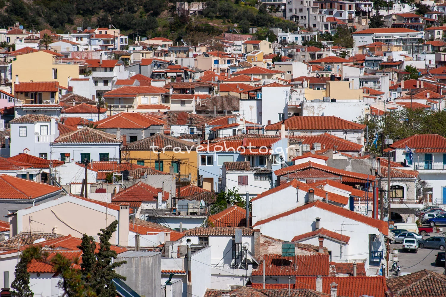 Η παραθαλάσσια Λίμνη Ευβοίας στη βόρεια Εύβοια