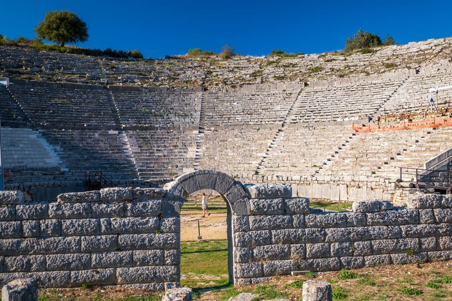 Αρχαίο-θέατρο-Δωδώνης-Ιωάννινα-Ήπειρος