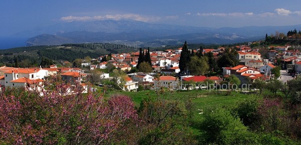 Agia-Anna-noord-Evia-dorp