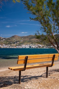 Με θέα στο Μαρμάρι στη Νότια Εύβοια