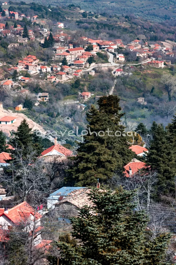 Τρίκαλα Κορινθίας