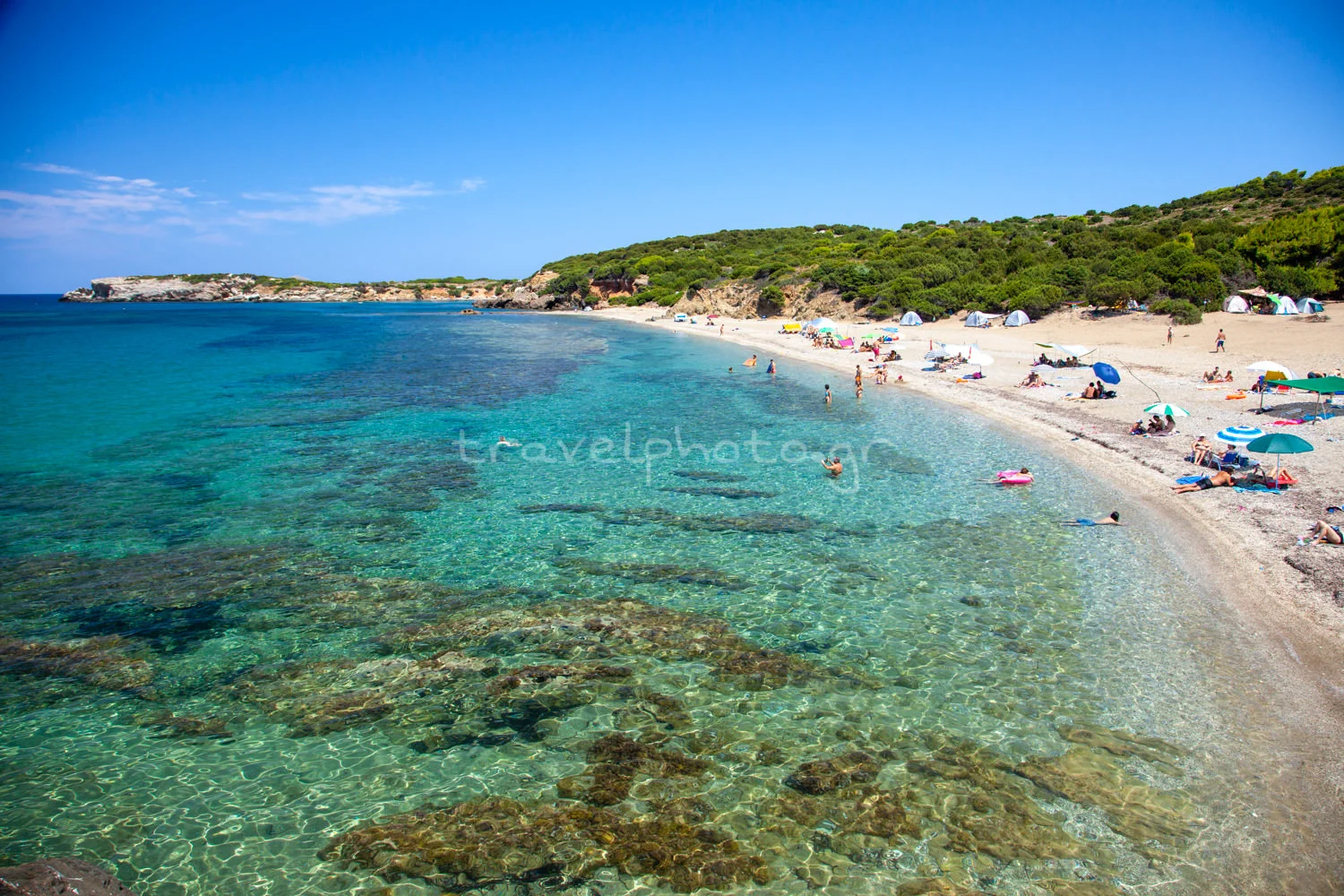 Σκύρος παραλία Άγιος Πέτρος κάμπινγκ ταβέρνα