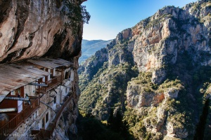 Monastère de Timios Prodromos dans la gorge de Lucius