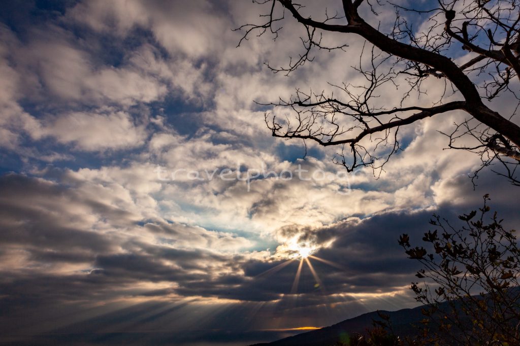 Ανατολή ηλίου στο Πήλιο