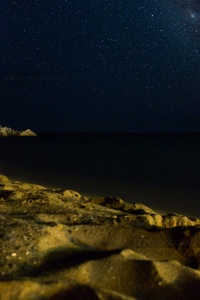 Νύχτα με αστέρια στη παραλία Κλεισίδι ΑνάφηΠαραλία Ρούκουνας στην Ανάφη