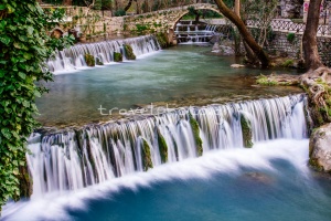 Pont de pierre à Krya Livadia
