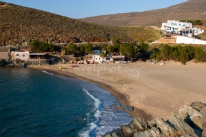 Παραλία στη Τήνο Κολυμπήθρα