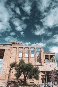 Das Erechtheion und die Karyatiden auf der Akropolis von Athen
