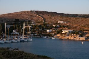 Arki Arki Arki settlement sailing boats