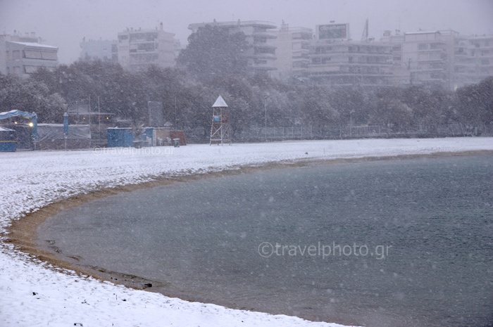 xioni snow in athens