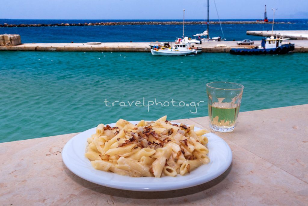 Κάσος φαγητά γαστρονομια μακαρούνες σιτάκα Κάσου