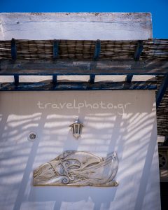 Κάμπος μαρμάρινο υπέρθυρο