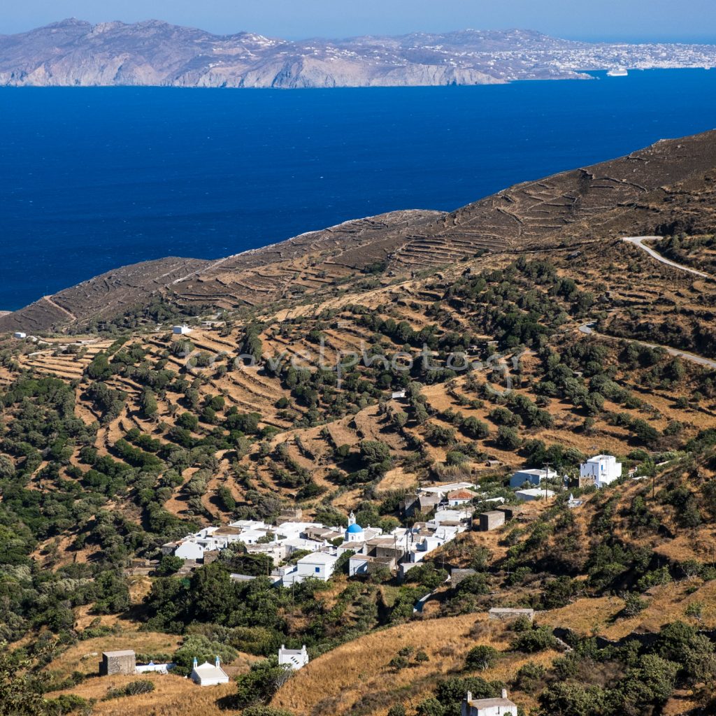 Χωριό Τήνου Ποταμιά πεζούλες Μύκονος θέα