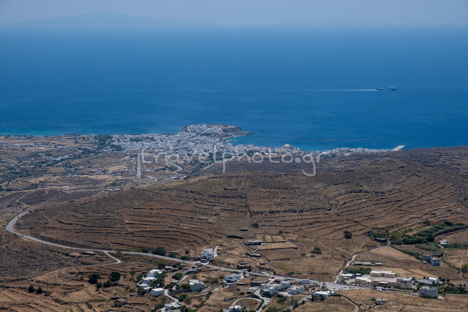 Χώρα Τήνου από Λόγο Εξώμβουργου